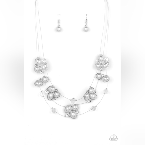 Snow Angels Necklace - Picture 3 of 4